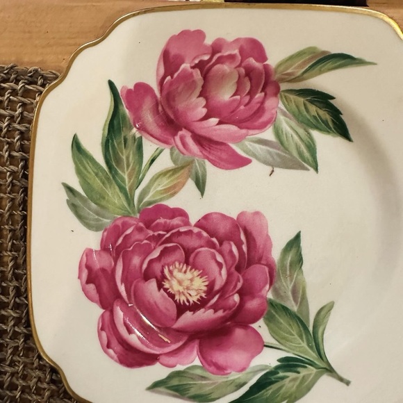 Set of four vintage Magnolia salad plates in original box - Picture 4 of 7